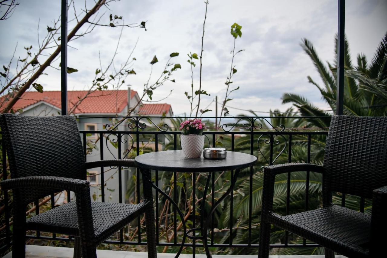 Blue Star 2 Hotel Pyrgi Thermis ภายนอก รูปภาพ
