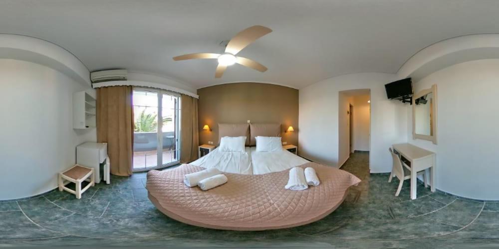 Blue Star 2 Hotel Pyrgi Thermis ภายนอก รูปภาพ